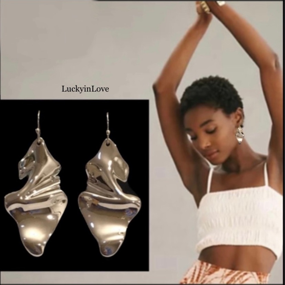 ALEXIS BITTAR • NEW Light weight Silver Draped Liquid Metal Leaf Drop Earrings - Picture 7 of 14